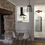 De Piedra Con Encanto