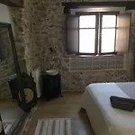 De Piedra Con Encanto