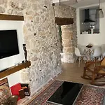 Lägenhet De Piedra Con Encanto Burgo